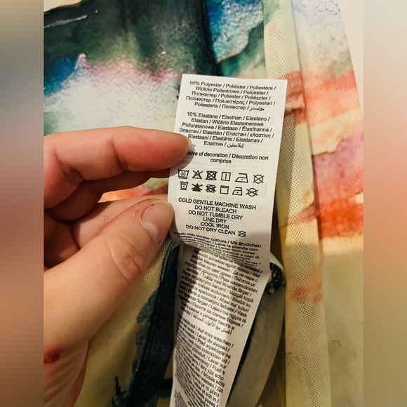 Mesh Top - Picture 4 of 5